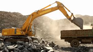 Inspection of Khadani excavation in Akola district through Directorate of Mining! | अकोला जिल्ह्यातील खदानींच्या उत्खननाची खनिकर्म संचालनालयामार्फत तपासणी!
