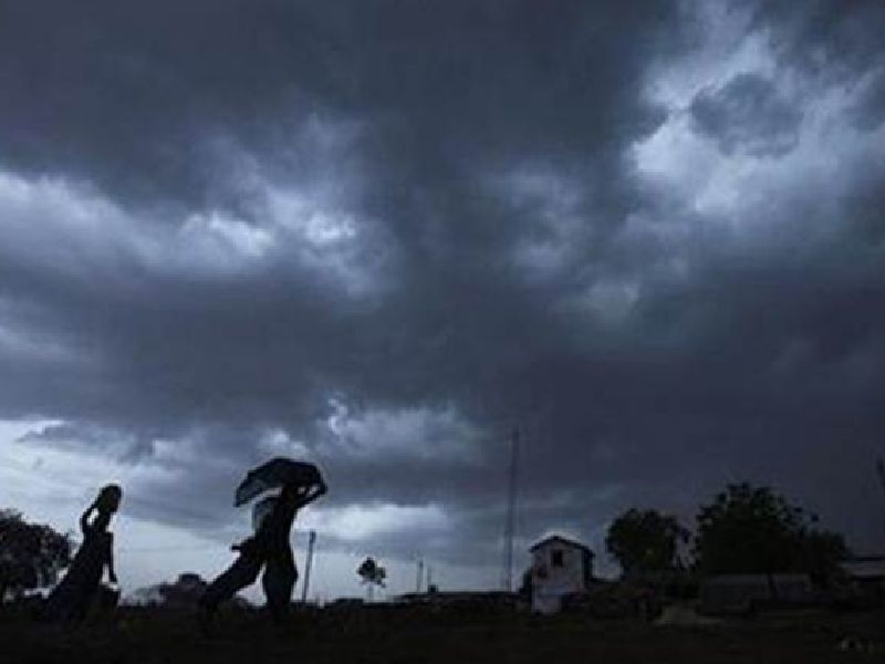Storm-like conditions in the East Central Arabian Sea, a warning on the Maharashtra-Goa coast | समुद्रात वादळ सदृश्यस्थिती, कोकण-गोवा किनाऱ्यावर सावधनतेचा इशारा