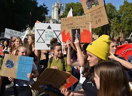 Teens and children across the world strike for climate change | मुलांचा लढा आणि धडा!