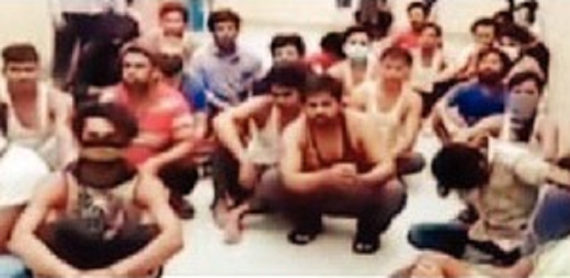 700 Indian workers released from Saudi jails | सौदीमध्ये तुरुंगात अडकलेल्या ७०० भारतीय कामगारांची सुटका