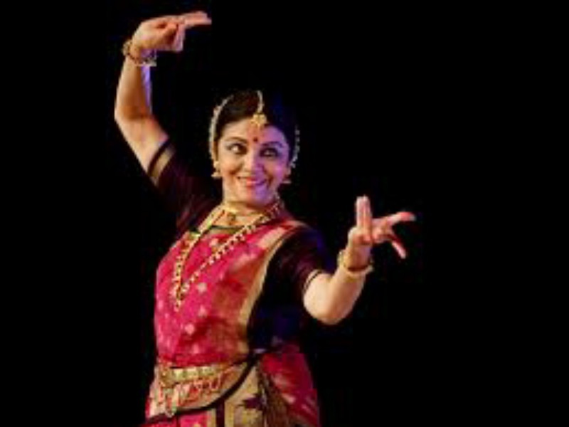 Study of Indian Music, Language and Dance for Classical Dance: Dr. Sucheta Bhide-Chapekar | अभिजात नृत्यासाठी हिंदुस्थानी संगीत, भाषा आणि नृत्य यांचा अभ्यास हवा : डॉ. सुचेता भिडे-चापेकर 