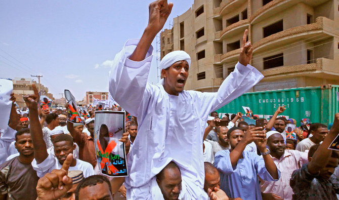 What causes the anger of Sudanese youth? | सुदानी तारूण्याच्या संतापाचं कारण काय?