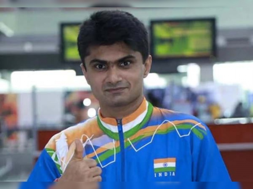 Tokyo Paralympics: Suhas Yathiraj as IAS officer one win away from clinching gold in badminton in SL4 category | Tokyo Paralympics: IAS अधिकारी सुहास यथीराज इतिहास रचणार; टोक्योत रविवारी सुवर्णपदक जिंकणार?
