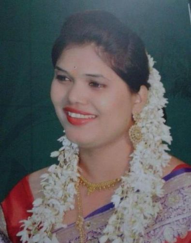 Marriage woman committed suicide due husband's illicit relation | नवऱ्याच्या अनैतिक संबंधामुळे विवाहितेची आत्महत्या