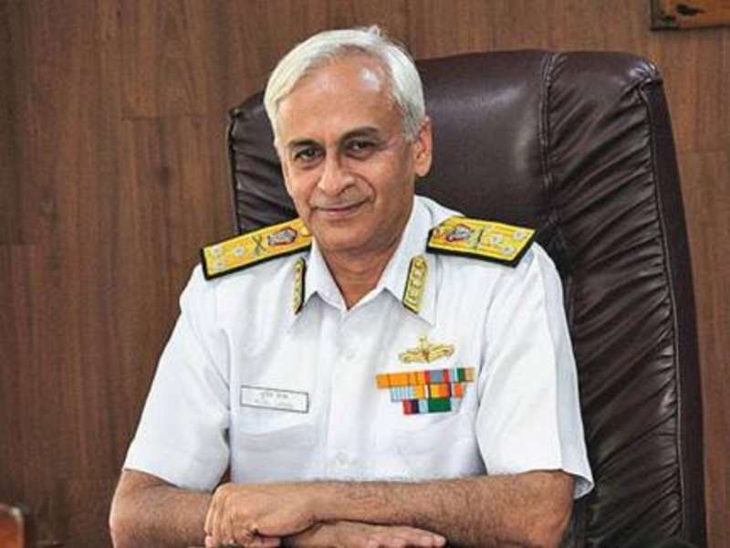About the information of the naval chief Sunil Lamba, in connection with the intrusion by the sea route | सागरी मार्गाने दहशतवादी घुसण्याच्या तयारीत, नौदलप्रमुख सुनील लान्बा यांची माहिती