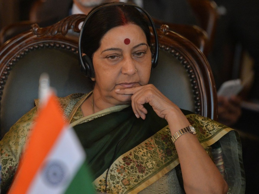 Statement of Sushma Swaraj today in the context of Kulbhushan Jadhav | UN मध्ये पाकिस्तानची खरडपट्टी काढणाऱ्या सुषमा स्वराज कुलभूषण जाधव प्रकरणात आज संसदेत देणार निवेदन