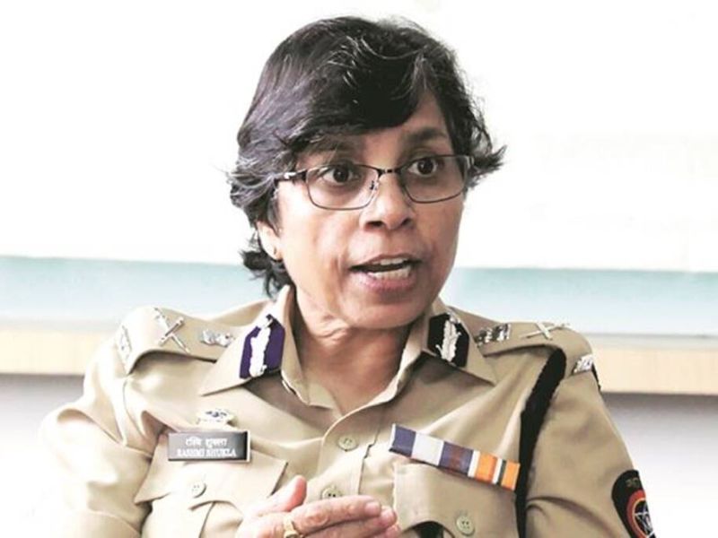 Two cases against IPS officer Rashmi Shukla quashed; High Court relief in phone tapping case | आयपीएस अधिकारी रश्मी शुक्लांवरील दोन गुन्हे रद्द; फोन टॅपिंगप्रकरणी हायकोर्टाचा दिलासा