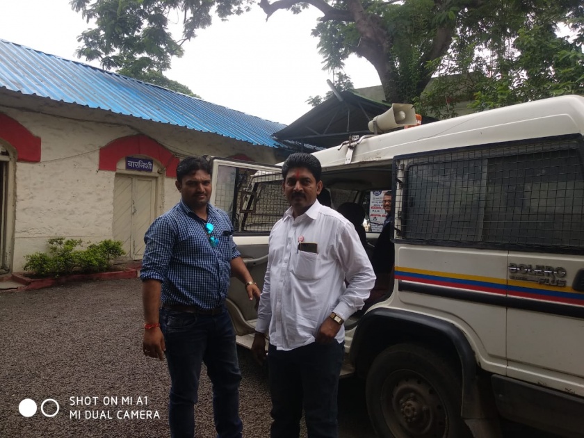Swabhimani shetkri sanghatna, MNS activists detain in Khamgaon | महाजनादेश यात्रा ; स्वाभिमानीसह मनसेचे कार्यकर्ते स्थानबद्ध