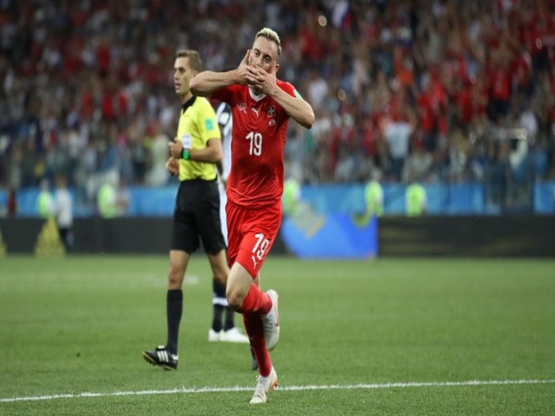 FIFA Football World Cup 2018: Switzerland, in the knockout stage even after the 2-2 equal Costa Rica match | FIFA Football World Cup 2018 : कोस्टारिकाशी बरोबरी करूनही स्वित्झर्लंड बाद फेरीत