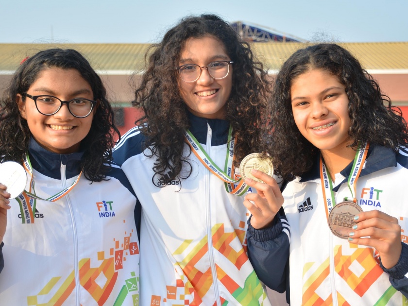 Khelo India: Kareena's gold medal record in swimming | खेलो इंडिया : जलतरणात करिनाच्या सुवर्णपदकास विक्रमाची झालर