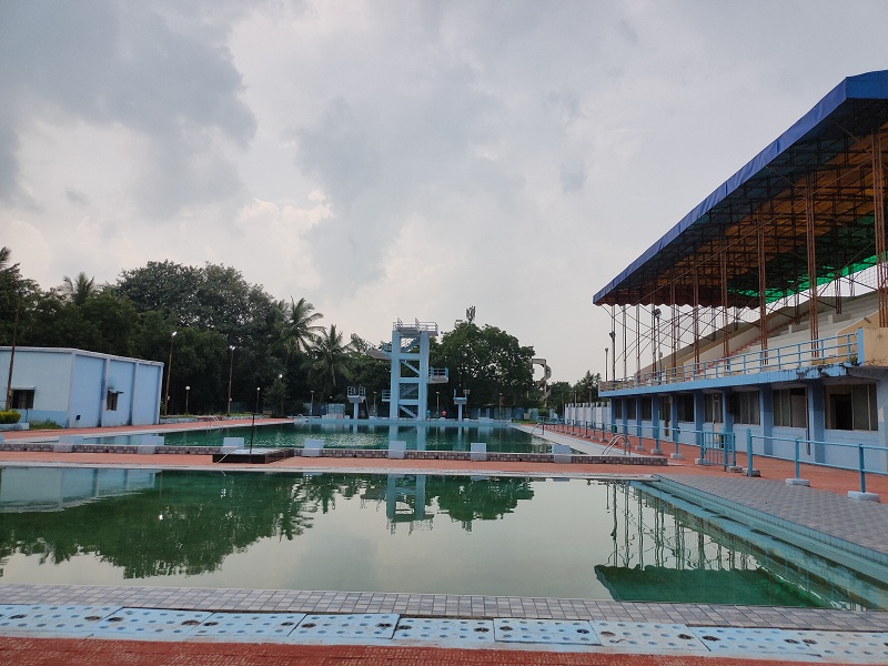 Swimming pools started elsewhere, but why not in Aurangabad? | अन्य ठिकाणी स्विमिंग पूल सुरु, मात्र औरंगाबादेत का नाही ?