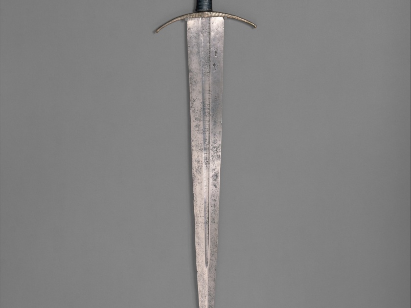 Two swords seized from Yeola | येवल्यातून दोन तलवारी जप्त