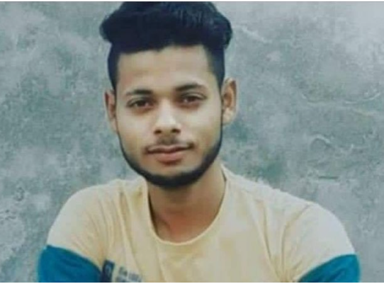 Crime News young man commits suicide in police custody with jacket rope | उत्तर प्रदेशामध्ये पोलीस कोठडीत तरुणाचा संशयास्पद मृत्यू; कुटुंबीयांनी केला गंभीर आरोप, म्हणाले...