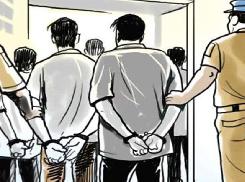 The crackdown on 91 criminals in Aurangabad, 46 more criminals are radar | औरंगाबादमध्ये ९१ गुन्हेगारांवर तडीपारीची कारवाई, आणखी ४६ गुन्हेगार आहेत रडारवर 