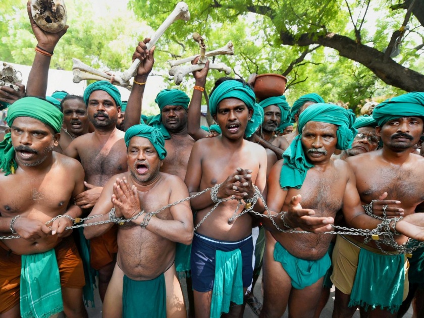 Tamil Nadu farmers seek permission to kill themselves | मोदींनी भेटावं तरी नाहीतर आत्महत्येची परवानगी द्यावी, तामिळनाडूमधील शेतक-यांचा आक्रोश