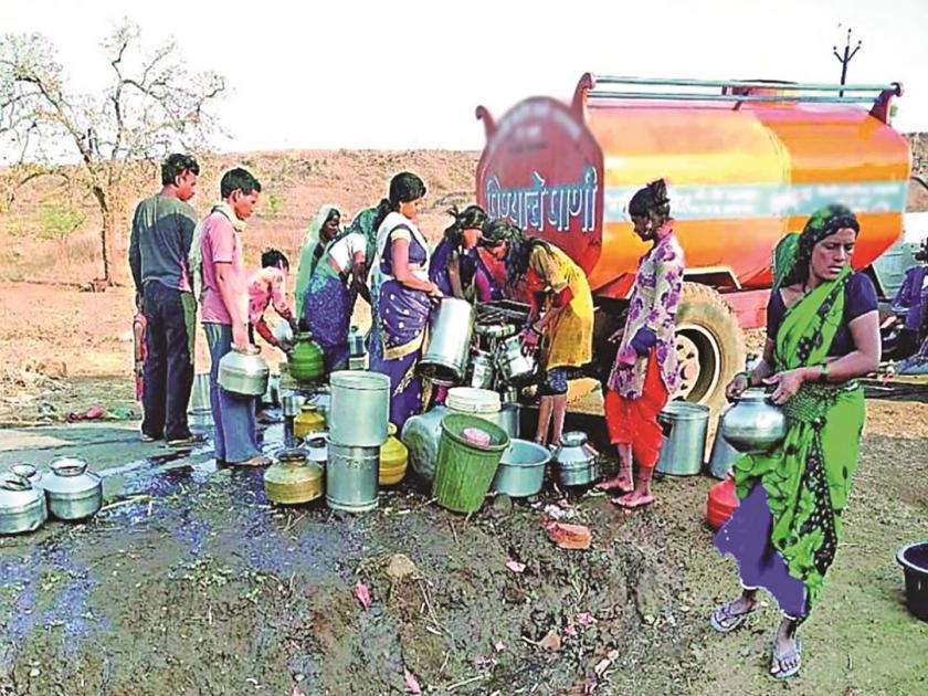 In Marathwada for water even during monsoon; 1696 water tankers in 1628 villages | मराठवाड्यात पावसाळ्यातही पाण्यासाठी वणवण; १६२८ गावांत १६९६ टँकरने पाणी