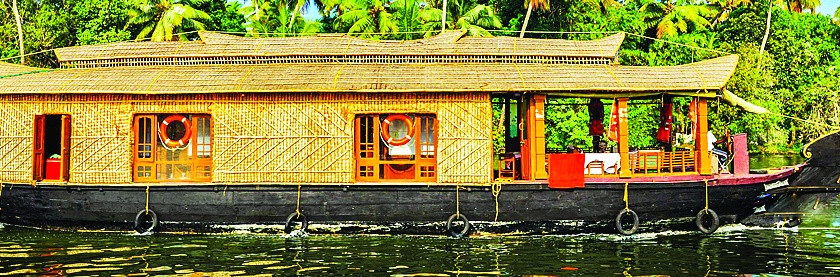 House boat at Dabhol, Bankot soon in Ratnagiri district, Maharashtra Tourism Development Corporation for tourists | रत्नागिरी जिल्ह्यात दाभोळ, बाणकोट येथे लवकरच हाऊस बोट, महाराष्ट्र पर्यटन विकास महामंडळातर्फे पर्यटकांसाठी सेवा
