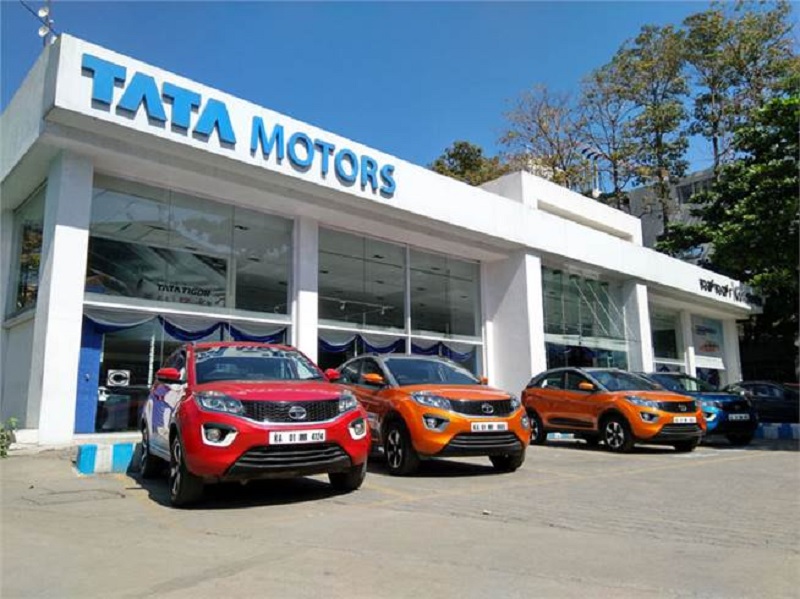 tata motors hikes its vehicles prices from 1st april 2022 due to rise in input costs | Tata Motors Hikes Prices : टाटा मोटर्सनेही वाहनांच्या किमती वाढवल्या; 1 एप्रिलपासून लागू होणार