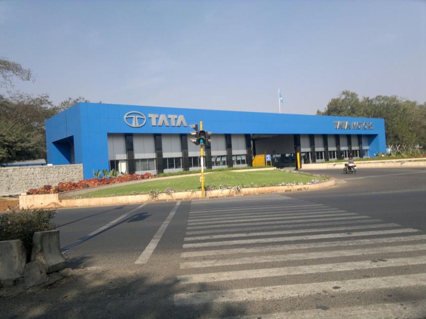 Tata Motors's Jamshedpur factory has some workers' closure, increased salary, permanent job demand | टाटा मोटर्सच्या जमशेदपूर कारखान्यात काही कामगारांचा संप, वाढीव पगार, कायमस्वरुपी नोकरीची मागणी