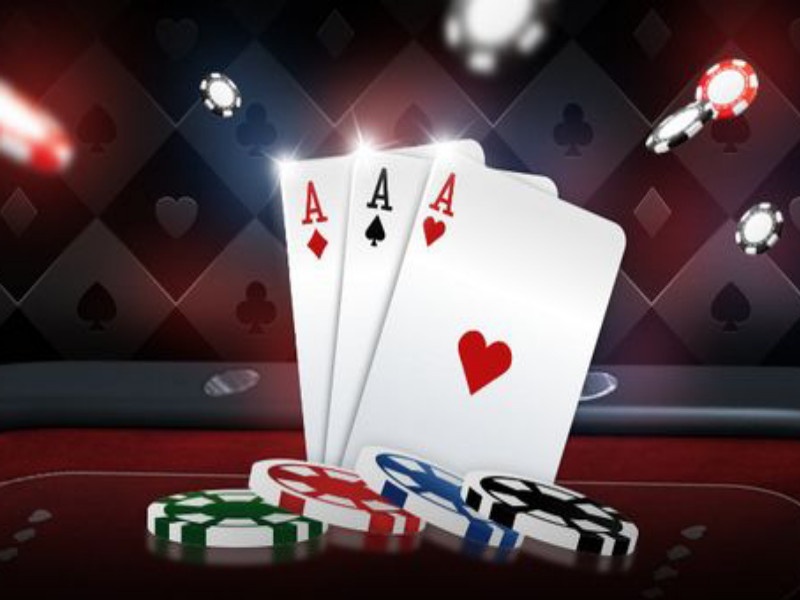 Games at night: 11 card gamblers arrested at Kusgaon in Maval taluka | रात्रीस खेळ चाले : मावळ तालुक्यातील कुसगाव येथे तीन पत्ती जुगार खेळणारे ११ जण ताब्यात
