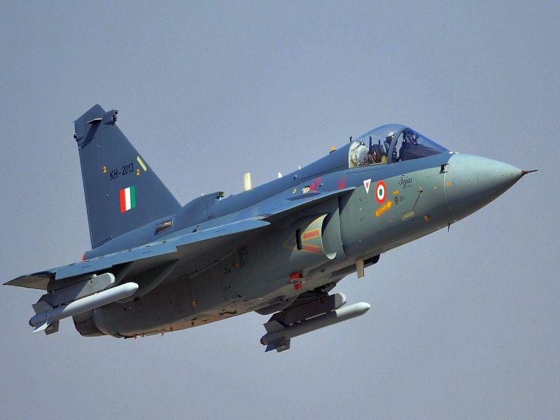 123 'Tejas' fighter planes to make HAL: Subhash Bhamare | एचएएल बनविणार १२३ ‘तेजस’ लढाऊ विमाने : सुभाष भामरे