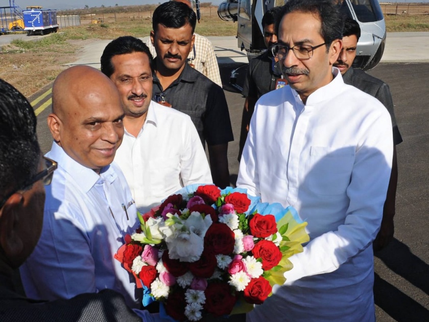 Chief Minister Uddhav Thackeray | मुख्यमंत्री उध्दव ठाकरे यांचे कोल्हापूर विमानतळावर स्वागत