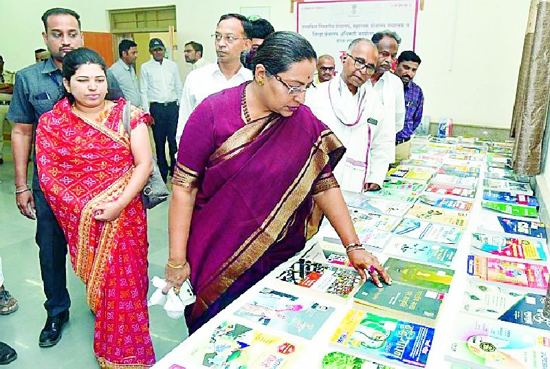 Village Library Movement should be formed to make the new generation oriented towards reading: yashomati thakur | नव्या पिढीला वाचनाभिमुख करण्यासाठी गावोगाव ग्रंथचळवळ निर्माण व्हावी : यशोमती ठाकूर