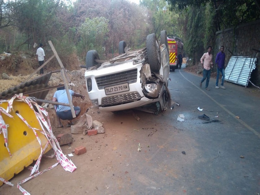 one dead in road accident at ghodbunder thane | घोडबंदर रोडवर अपघात, ड्रेनेजच्या खड्ड्यामुळे एकाचा मृत्यू