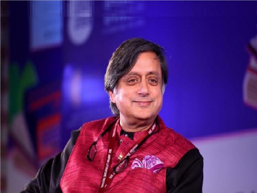 Shashi Tharoor, Man carry Oxford dictionary to understand Shashi Tharoor’s speech at Nagaland event; Watch | ऐकावं ते नवलंच; शशी थरुर यांची इंग्रजी समजण्यासाठी तरुण चक्क Oxford डिक्शनरी घेऊन आला