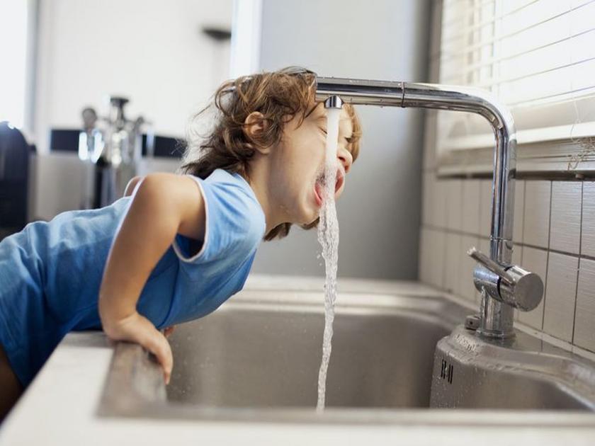 Do you feel excessive thirst know what is the reason | पाणी प्यायल्यानंतर लगेच तहान लागते का?; यामागे असू शकतात 'ही' गंभीर कारणं!