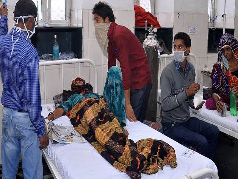 Thane district fever, fever died 11 patient | ठाणे जिल्हा तापाने फणफणला, तापाचे २२ हजार ८१३ रुग्ण