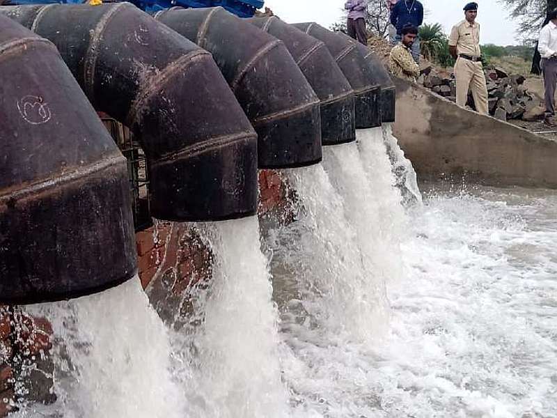 Successful test of river Jodh project, Narmada water released in Shipra river | नदीजोड प्रकल्पाची यशस्वी चाचणी, नर्मदाचे पाणी शिप्रा नदीत सोडले