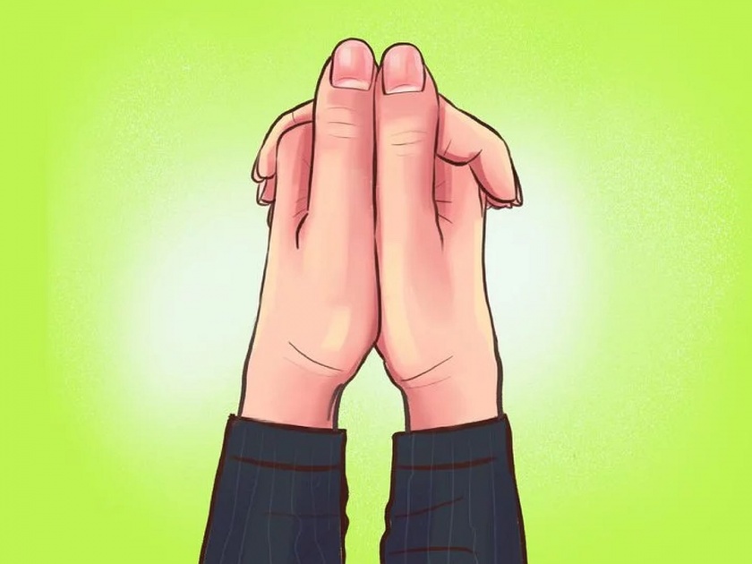 3 way you cross your thumb shows what kind of person you are | हाताच्या अंगठ्यांच्या ३ पोजिशन सांगतात तुमचे 'ते' सीक्रेट्स, जे तुम्हालाही माहीत नसतील!