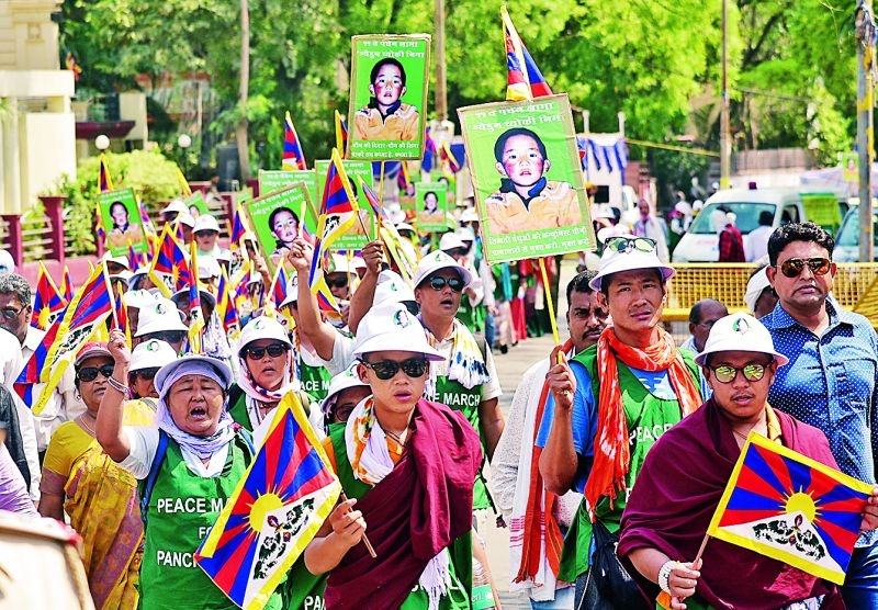 Tibetan women took the peace marches in Nagpur | नागपुरात तिबेटियन महिलांनी काढला शांतिमार्च