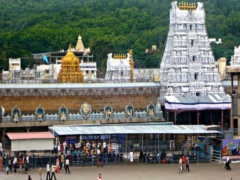 Government of Andhra Pradesh issued circular for temples to not celebrate new year | 'मंदिरात नववर्ष साजरं करायचं नाही, ही आपली संस्कृती नाही';  आंध्र प्रदेश सरकारने केलं परिपत्रक जारी