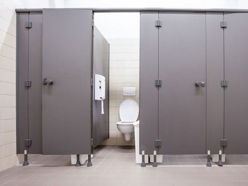 Smart toilets in shanghai will not let you spend more than 15 minutes inside | टॉयलेटमध्ये १५ मिनिटांपेक्षा जास्त वेळ बसाल तर वाजेल 'भोंगा', कर्मचारीही धडकतील!