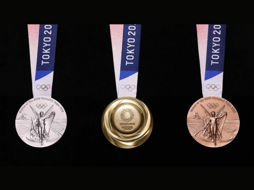 Tokyo olympic 2020 medals made from recycled mobile phones laptops electronic devices  | Tokyo Olympics 2020: सोने-चांदीपासून नव्हे तर या गोष्टीपासून बनलेत पदकं; वाचून व्हाल हैराण