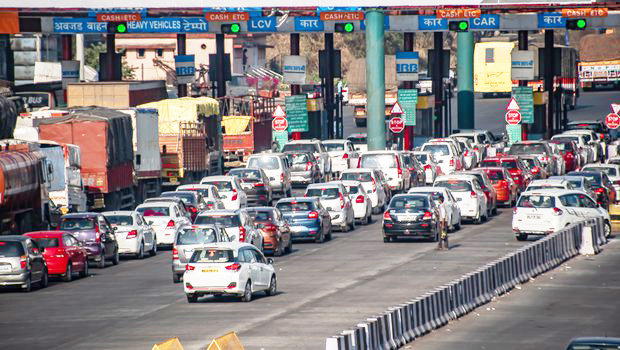Double toll recovery from non-fastag vehicles | फास्टॅग नसलेल्या वाहनांकडून दुप्पट टोल वसुली