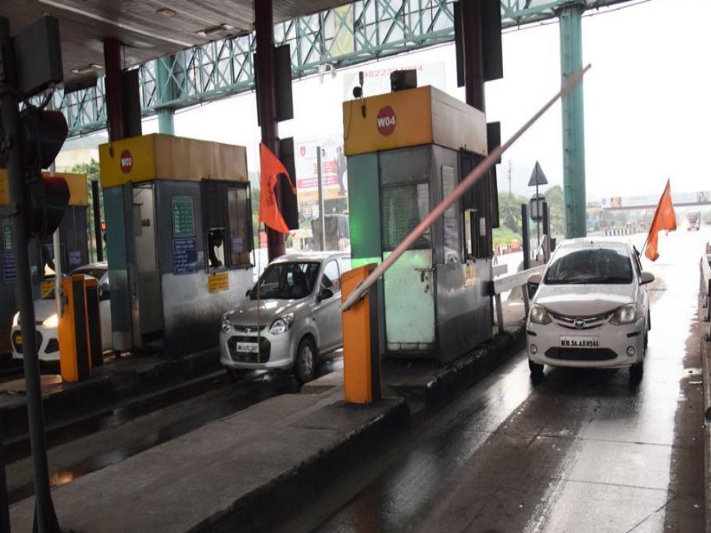 Fruad in toll recovery on Mumbai - Pune highway : Vivek Velankar | मुंबई-पुणे द्रुतगती महामार्गावरील टोल वसुलीत गौडबंगाल : विवेक वेलणकर