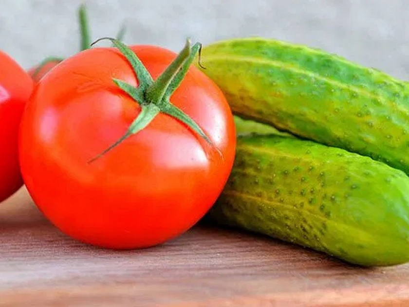 Is the combination of tomatoes and cucumbers really unhealthy? | काकडी आणि टोमॅटो एकत्र खाल्ल्याने काही नुकसान होतं का?