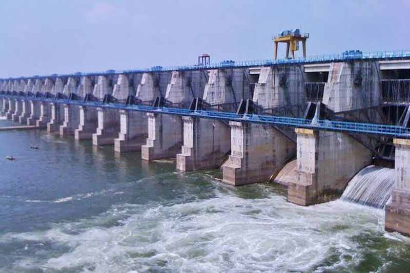 Nagpur city will get less water even though the project is on the brink! | प्रकल्प काठोकाठ असूनही नागपूर शहराला पाणी कमी मिळणार !
