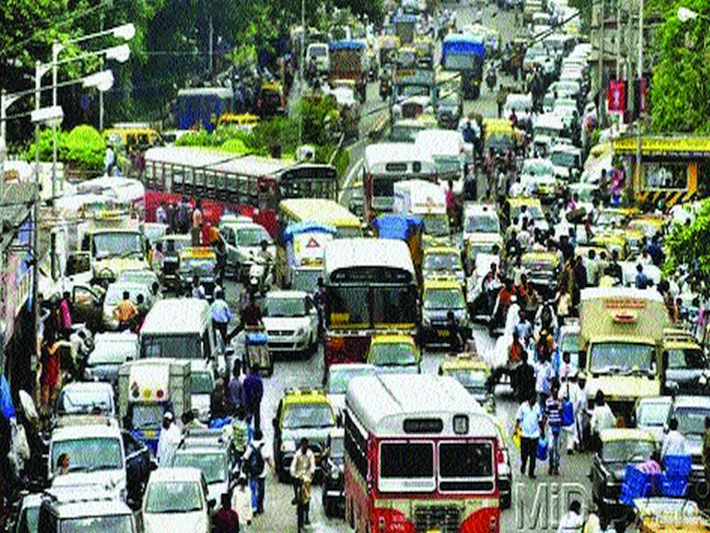 Traffic congestion in Thakurli flyover area | ठाकुर्ली उड्डाणपूल परिसरात वाहतूक कोंडी
