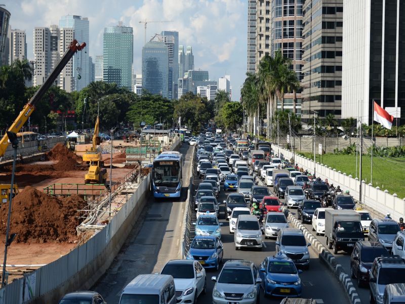 Asian Games 2018: Traffic issue in Jakarta | Asian Games 2018: जकार्तातील लोकांच्या आयुष्यातील आठ वर्षे वाहतुक कोंडीत