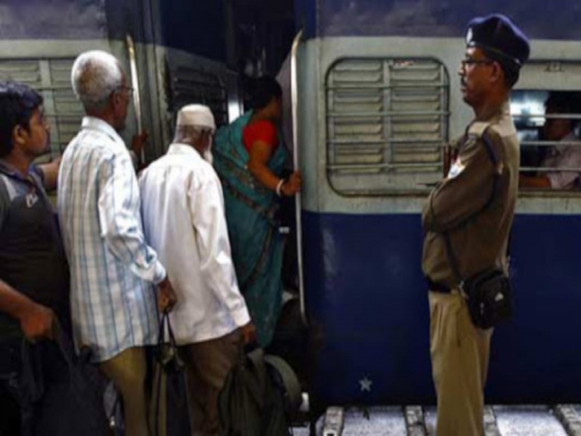 Concession On Train Ticket For Senior Citizens Not Going To Start Said Railway Minister | Concession On Train Ticket For Senior Citizens : ज्येष्ठ नागरिकांना रेल्वे तिकिटात सवलत मिळणार की नाही? रेल्वेमंत्र्यांनी दिलं उत्तर... 