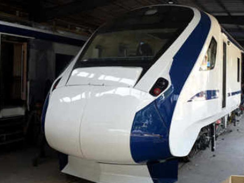 Indian railway introduce high tech Train | रेल्वेने बनवली इंजिनाविना धावणारी ट्रेन, गाठणार ताशी 200 किमी वेग