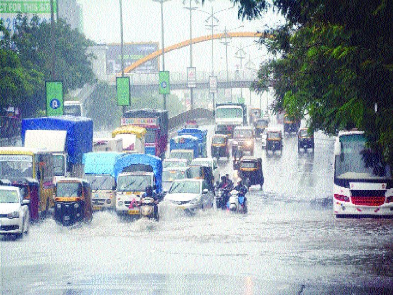 Rain on Impact traffic: Pragati and Sinhagard Express canceled for two days | पावसाचा वाहतुकीवर परिणाम :दोन दिवस प्रगती व सिंहगड एक्सप्रेस रद्द 