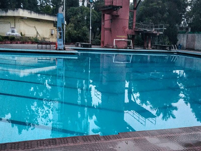 Thane Municipality: Swimming pool directly to the contractor | ठाणे पालिका : तरणतलाव थेट कंत्राटदाराकडे