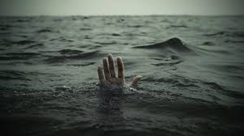 Two youths killed in vishwganga river in Buldhana | विश्वगंगा नदीत पोहावयास गेलेल्या दोन युवकांचा मृत्यू 
