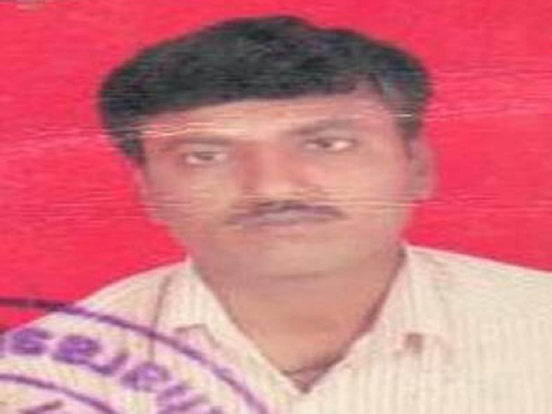 Farmer suicides in Tuljapur taluka busted with debt woes | तुळजापूर तालुक्यात कर्जबाजारीपणास कंटाळून शेतकऱ्याची आत्महत्या