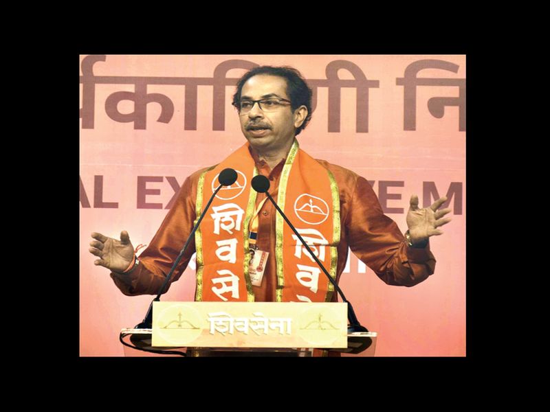  Shiv Sena will fight on its own in 2019; Uddhav Thackeray's announcement; There is no alliance with BJP anymore | शिवसेना २०१९ मध्ये स्वबळावर लढणार , उद्धव ठाकरेंची घोषणा; यापुढे भाजपाशी युती नाही